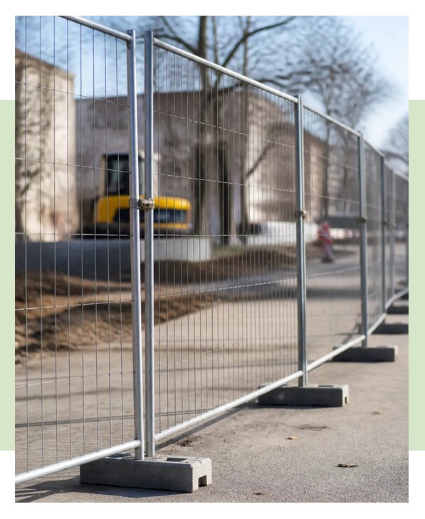Мобильное ограждение стройплощадки в Братске по цене от 4898 р. | ЗаборЭксеперт-Брт